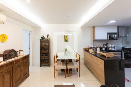 Sala de apartamento à venda com 2 quartos, 75m² em Vila Isabel, Rio de Janeiro