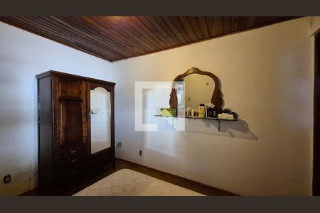 Suíte de casa à venda com 5 quartos, 411m² em Vila Santa Teresa, Santo André