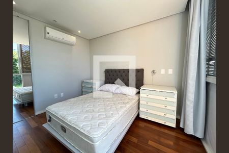 Suíte  de casa para alugar com 3 quartos, 140m² em Lagoa da Conceição, Florianópolis