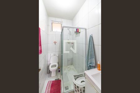 Banheiro de apartamento para alugar com 1 quarto, 50m² em Brás de Pina, Rio de Janeiro