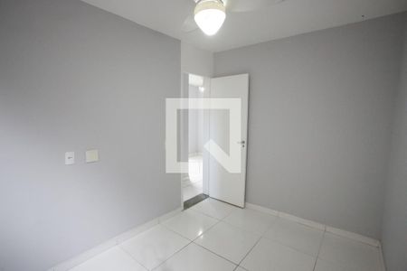 Quarto 1 de apartamento para alugar com 2 quartos, 50m² em Taquara, Rio de Janeiro