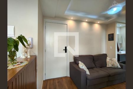 Entrada de apartamento à venda com 2 quartos, 38m² em São Francisco Xavier, Rio de Janeiro