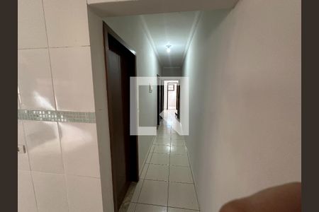 Corredor de casa para alugar com 3 quartos, 150m² em Loteamento Villa Branca, Jacareí