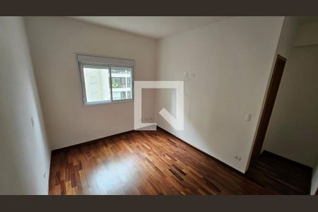 Quarto de apartamento à venda com 4 quartos, 182m² em Campestre, Santo André