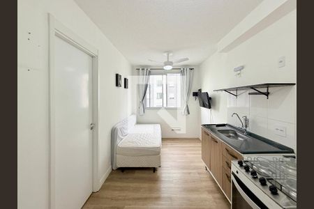 Sala de apartamento para alugar com 1 quarto, 24m² em Santo Amaro, São Paulo