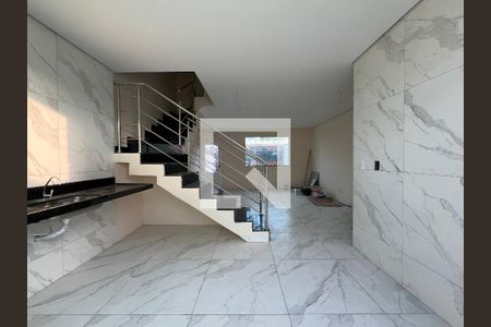 Casa à venda com 3 quartos, 130m² em Copacabana, Belo Horizonte