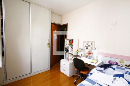 Quarto 2 de apartamento para alugar com 3 quartos, 70m² em Nova Cachoeirinha, Belo Horizonte