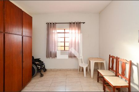 Quarto 2 de casa à venda com 3 quartos, 450m² em Renascença, Belo Horizonte