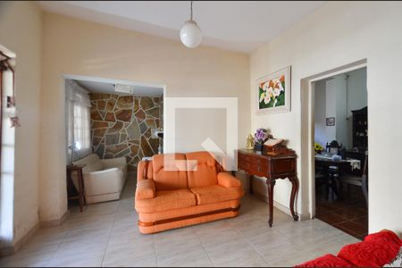Sala de Estar de casa à venda com 3 quartos, 450m² em Renascença, Belo Horizonte