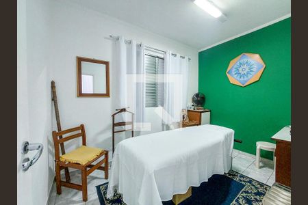 Quarto 2 de casa para alugar com 3 quartos, 165m² em Vila Cordeiro, São Paulo