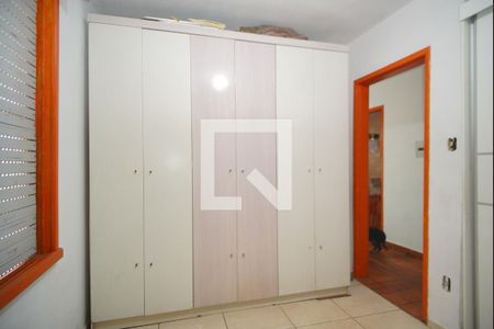 Quarto  de casa à venda com 2 quartos, 299m² em Jardim Sabará, Porto Alegre