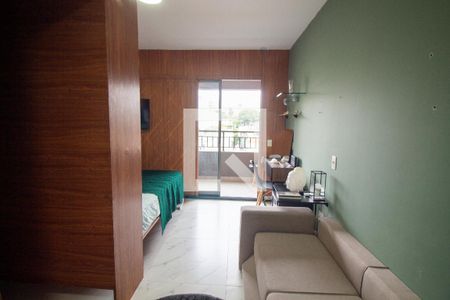 Sala / Quarto - Studio de kitnet/studio à venda com 1 quarto, 27m² em Santo Amaro, São Paulo