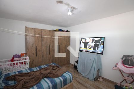 Quarto 1 de casa à venda com 7 quartos, 200m² em Jardim Guaianazes, São Paulo
