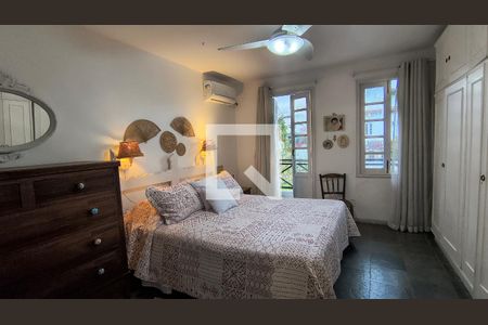 Suíte  de casa de condomínio à venda com 3 quartos, 151m² em Recreio dos Bandeirantes, Rio de Janeiro