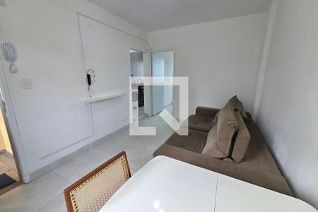 Sala de apartamento para alugar com 1 quarto, 51m² em Vila Tupi, Praia Grande