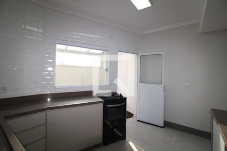 Sala / Cozinha de casa à venda com 2 quartos, 120m² em Parque Sao Domingos, São Paulo