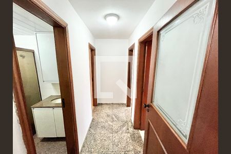 Corredor de apartamento para alugar com 3 quartos, 97m² em Vila Aurora (zona Norte), São Paulo