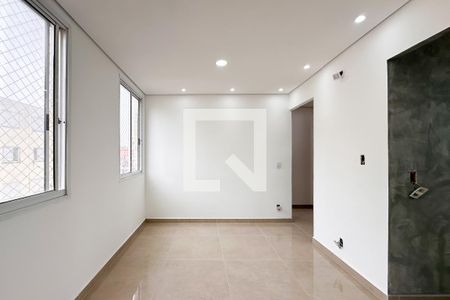 Sala de apartamento à venda com 2 quartos, 54m² em Jardim Olavo Bilac, São Bernardo do Campo