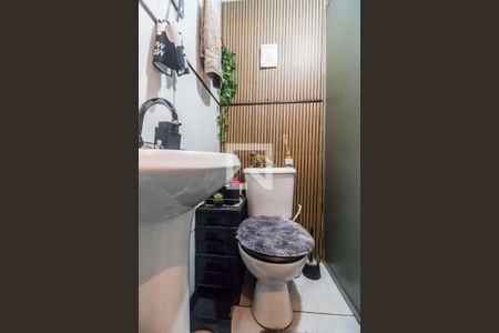 Banheiro de casa à venda com 3 quartos, 150m² em Parque Imperial, Barueri