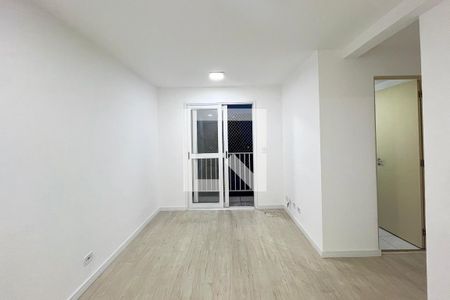 Sala de apartamento para alugar com 2 quartos, 50m² em Taboão, São Paulo