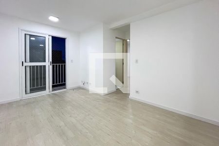 Sala de apartamento para alugar com 2 quartos, 50m² em Taboão, São Paulo