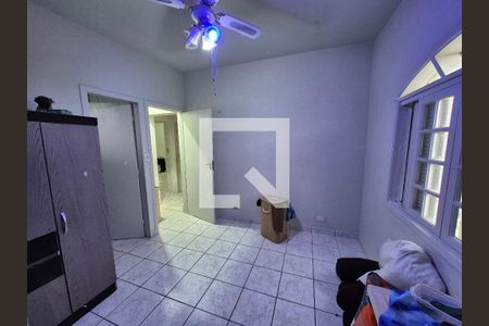 Casa para alugar com 4 quartos, 250m² em Jardim São Jorge, São Paulo