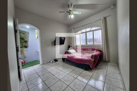Casa para alugar com 4 quartos, 250m² em Jardim São Jorge, São Paulo