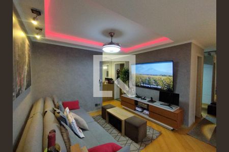 Sala  de apartamento à venda com 3 quartos, 67m² em Cambuci, São Paulo