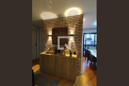 Sala  de apartamento à venda com 3 quartos, 67m² em Cambuci, São Paulo