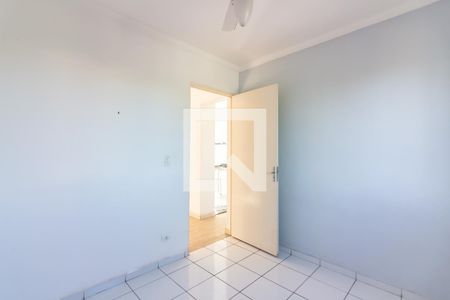 Quarto 1 de apartamento para alugar com 2 quartos, 40m² em Vila dos Remedios, Osasco