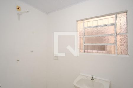 Banheiro de casa para alugar com 1 quarto, 30m² em Vila Matilde, São Paulo