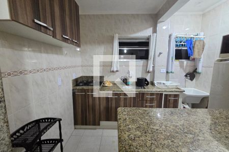 Cozinha de apartamento para alugar com 1 quarto, 42m² em Canto do Forte, Praia Grande