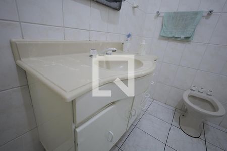 Banheiro de casa à venda com 3 quartos, 300m² em Parque Oratório, Santo André