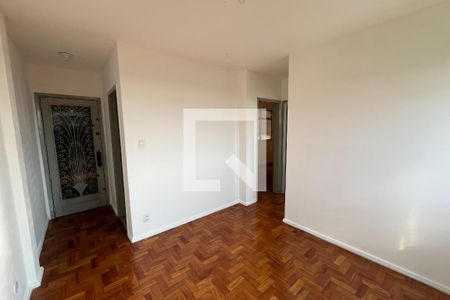 Sala de apartamento para alugar com 2 quartos, 49m² em Praia da Bandeira, Rio de Janeiro