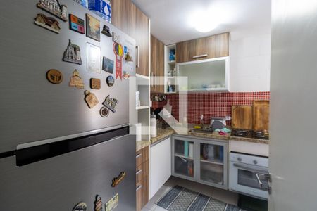 Cozinha e Área de Serviço de apartamento à venda com 3 quartos, 85m² em Santo Antônio, Porto Alegre