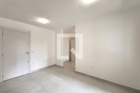 Sala de apartamento para alugar com 2 quartos, 44m² em Jardim Ipaussurama, Campinas