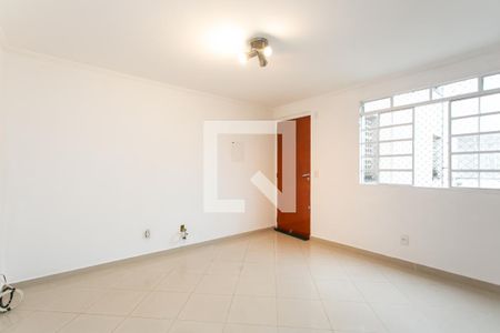 Sala  de apartamento à venda com 2 quartos, 57m² em Conjunto Residencial José Bonifácio, São Paulo