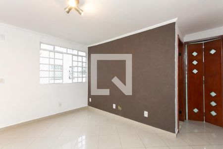 Sala  de apartamento à venda com 2 quartos, 57m² em Conjunto Residencial José Bonifácio, São Paulo