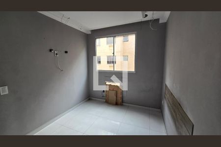 Quarto de apartamento à venda com 2 quartos, 45m² em Campo Grande, Rio de Janeiro