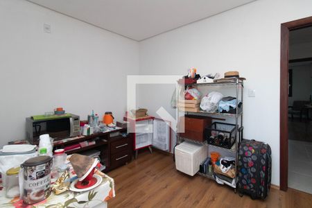 Quarto 2 de casa à venda com 3 quartos, 200m² em Aberta dos Morros, Porto Alegre