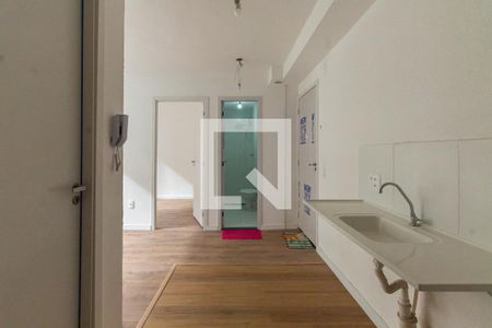Sala/Cozinha e Área de serviço de apartamento para alugar com 2 quartos, 33m² em Vila Matilde, São Paulo