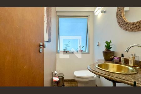 Lavabo de apartamento à venda com 3 quartos, 170m² em Jardim Paulista, São Paulo