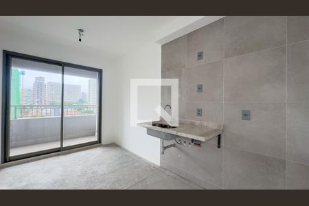 Sala e cozinha de apartamento à venda com 1 quarto, 32m² em Campo Belo, São Paulo