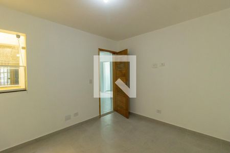 Quarto 1 de apartamento para alugar com 2 quartos, 64m² em Vila Zat, São Paulo