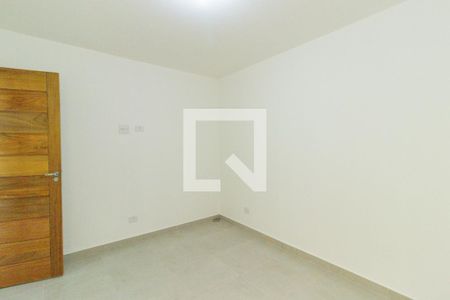 Quarto 1 de apartamento para alugar com 2 quartos, 64m² em Vila Zat, São Paulo