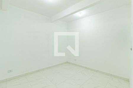 Quarto 1 de apartamento para alugar com 2 quartos, 66m² em Vila Zat, São Paulo