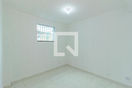 Quarto 2 de apartamento para alugar com 2 quartos, 66m² em Vila Zat, São Paulo