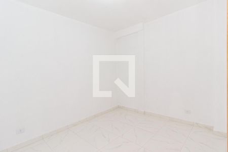Quarto 1 de apartamento para alugar com 2 quartos, 64m² em Vila Zat, São Paulo