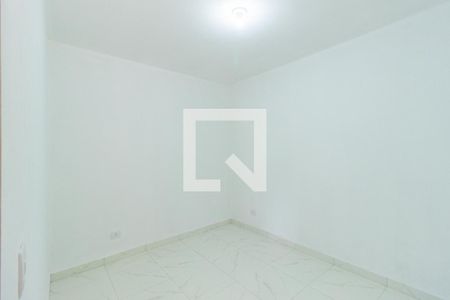 Quarto 2 de apartamento para alugar com 2 quartos, 64m² em Vila Zat, São Paulo