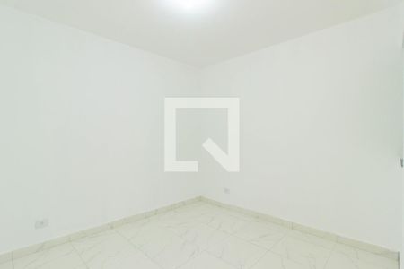 Quarto 2 de apartamento para alugar com 2 quartos, 60m² em Vila Zat, São Paulo